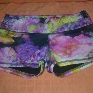 Fleo Shorts